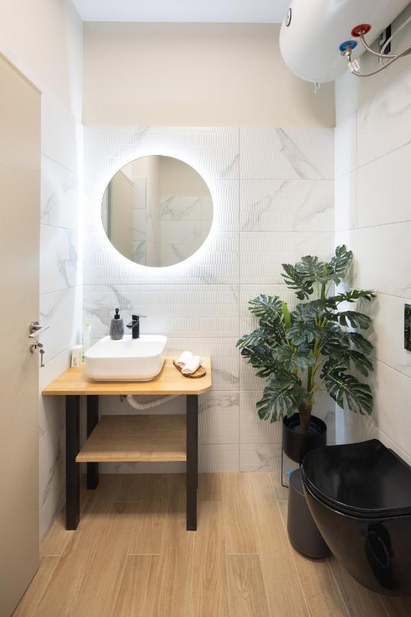 Designed Studio - Walking Distance From Acropolis Athènes Extérieur photo